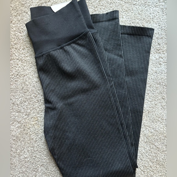 Aerie OFFLINE Ribbed 7/8 Leggings - Picture 1 of 3